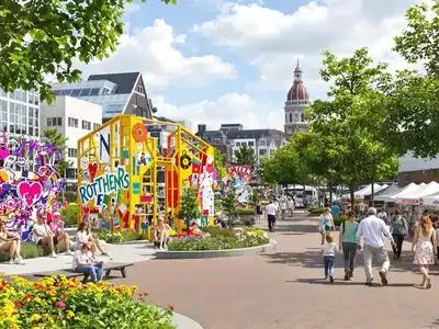 Couples and families enjoying Rotterdam&rsquo;s vibrant cultural attractions.