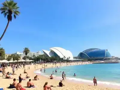 Coastal view of Valencia&rsquo;s modern architecture and beach.