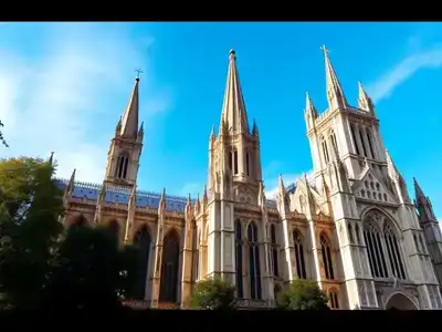 Westminster Abbey&rsquo;s Gothic architecture under a clear blue sky.